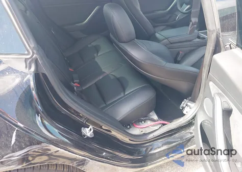 2022 Tesla Model 3 from USA, damaged, VIN 5YJ3E1EB9NF183003